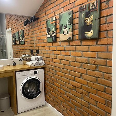 Apartmán «Гори́Ще На Площі Польський Ринок» Kamenec Podolský Exteriér fotografie